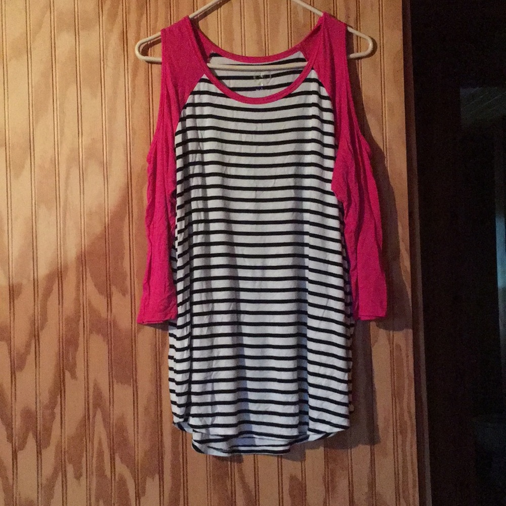 Maurice’s cold shoulder top